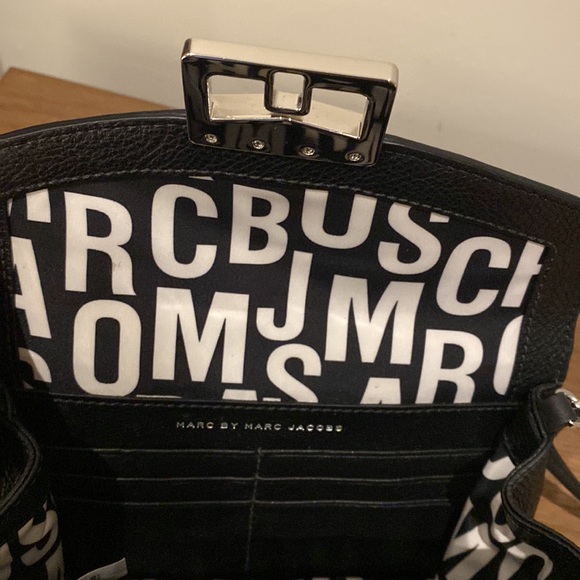 Marc By Marc Jacobs wallet on chain in black soft grained leather - Picture 4 of 5